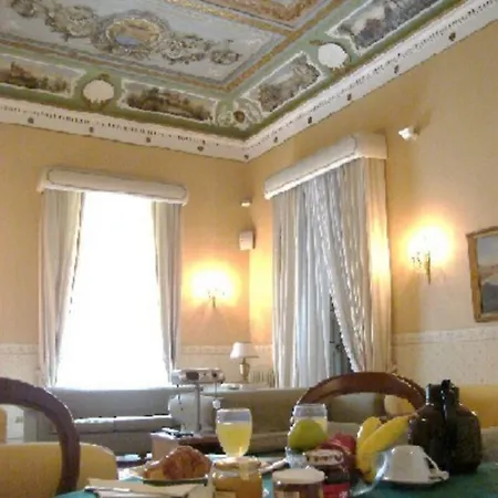 Napolimia Boutique Neapel