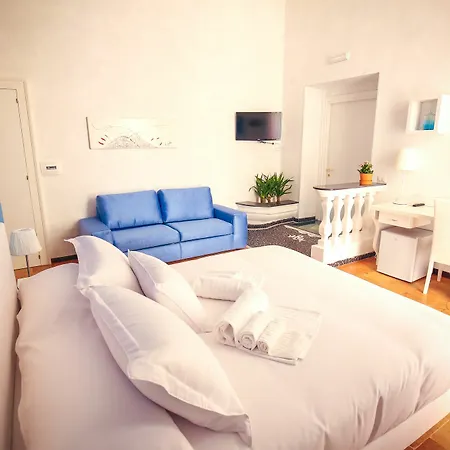 Napolimia Boutique Hotel 4*