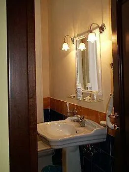 Napolimia Boutique Otel 4*
