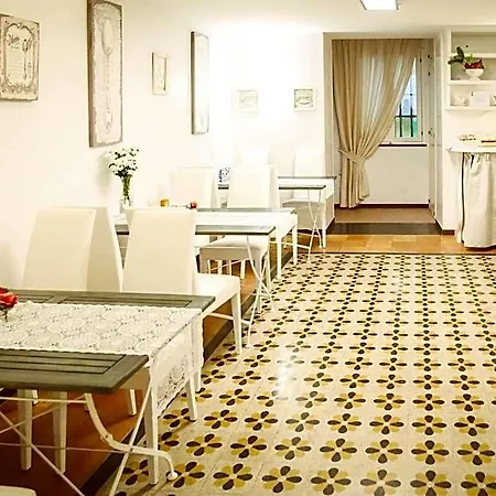 Hotell Napolimia Boutique